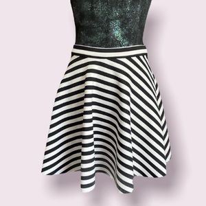 Abercrombie & Fitch Black and White Striped Skater Skirt